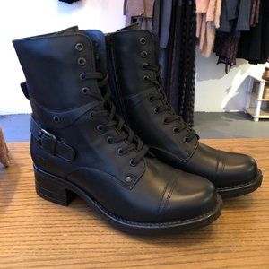 Taos Black Crave Boots!